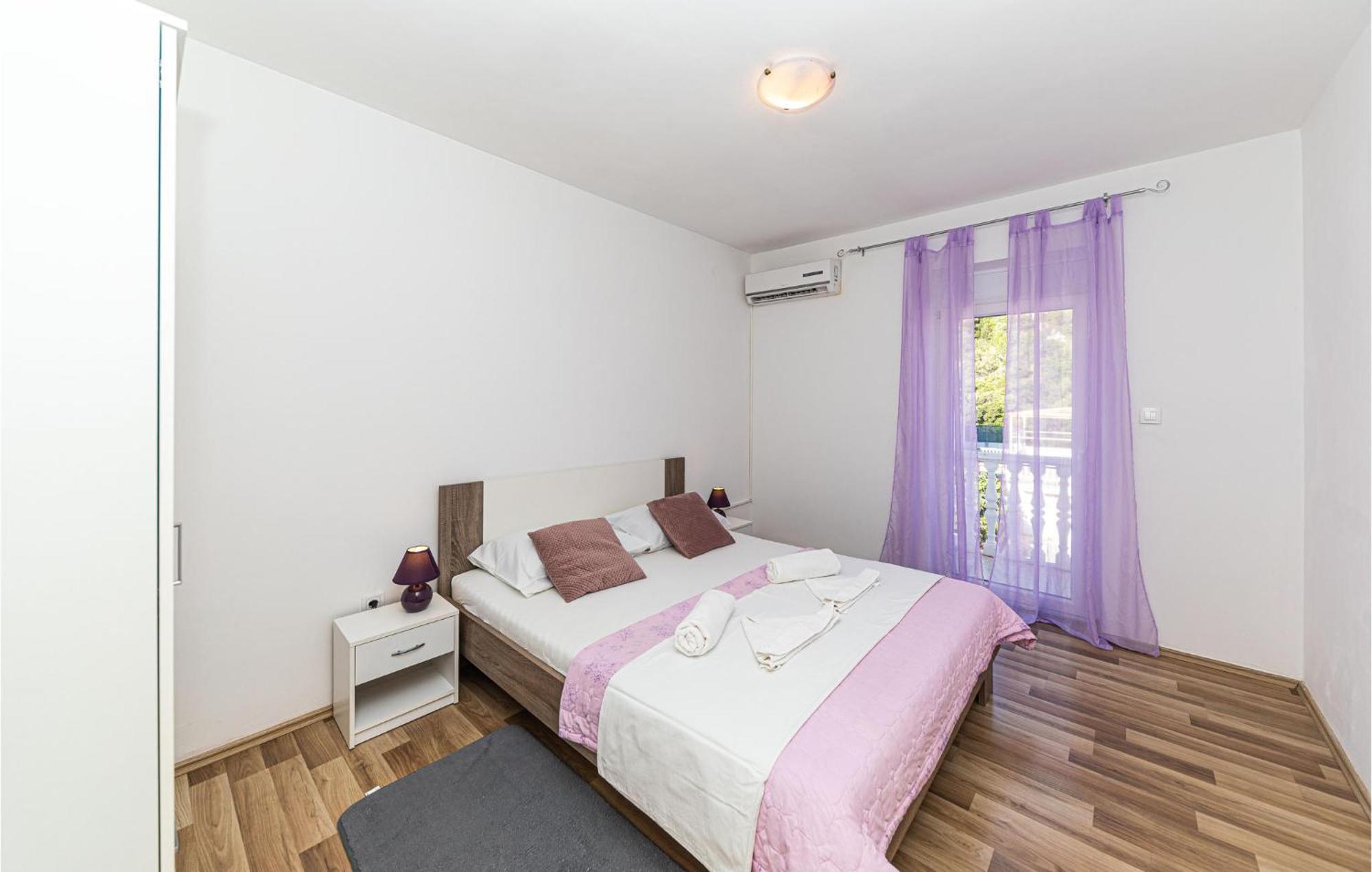 Stunning Home In Marina With Heated Swimming Pool Eksteriør bilde