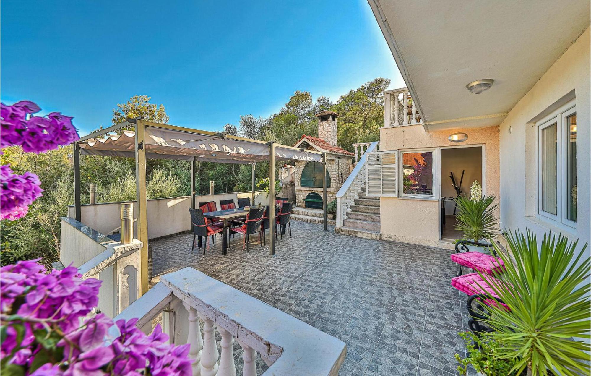 Stunning Home In Marina With Heated Swimming Pool Eksteriør bilde