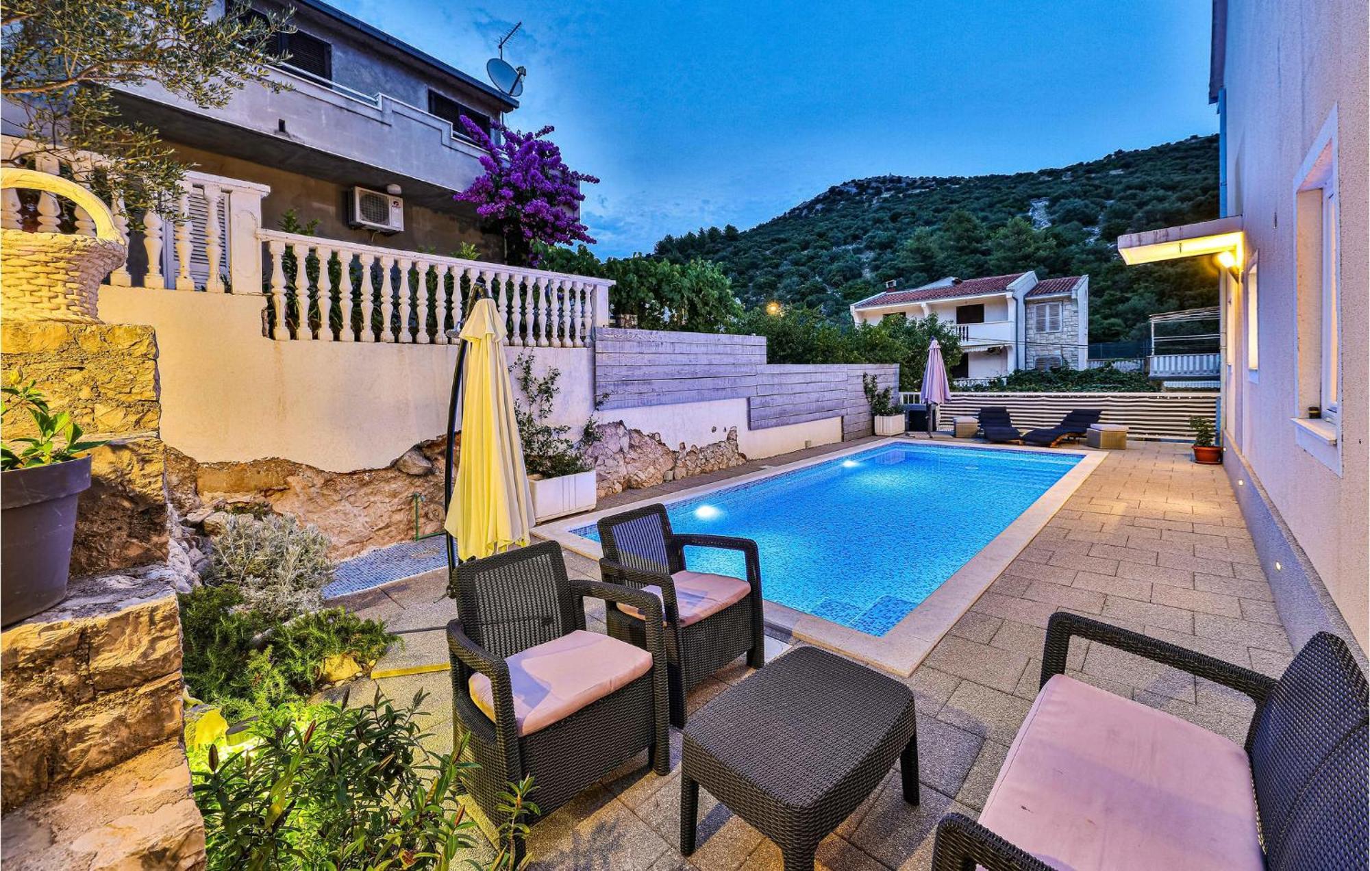 Stunning Home In Marina With Heated Swimming Pool Eksteriør bilde